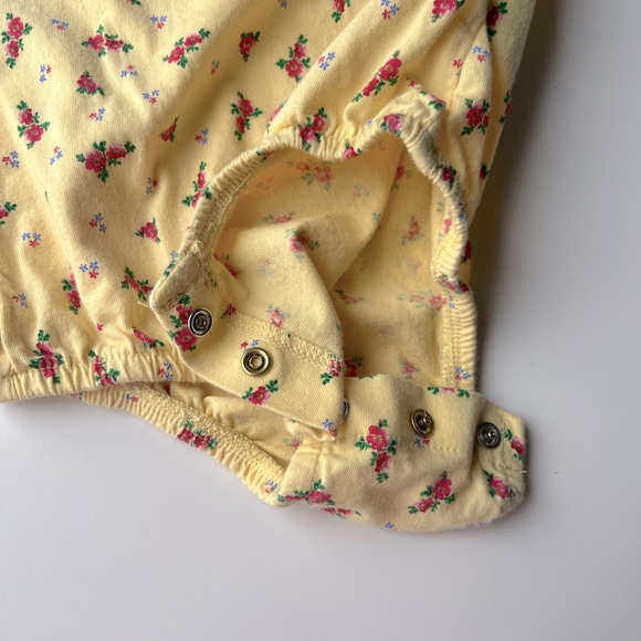 Baby Gap girls summer romper size 6-12 months EUC - Picture 2 of 4